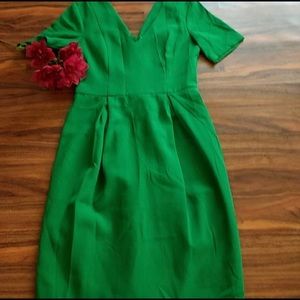 Beautiful green H&M dress with good zipper.